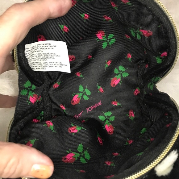SOLD…..Betsey Johnson Polka Dot Cosmetic Bag - Picture 6 of 10